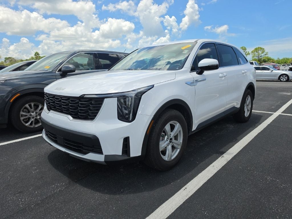 2025 Kia Sorento LX