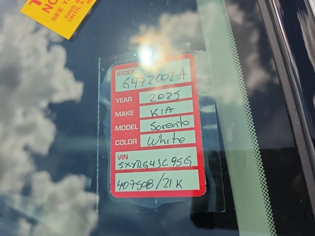 2025 Kia Sorento LX