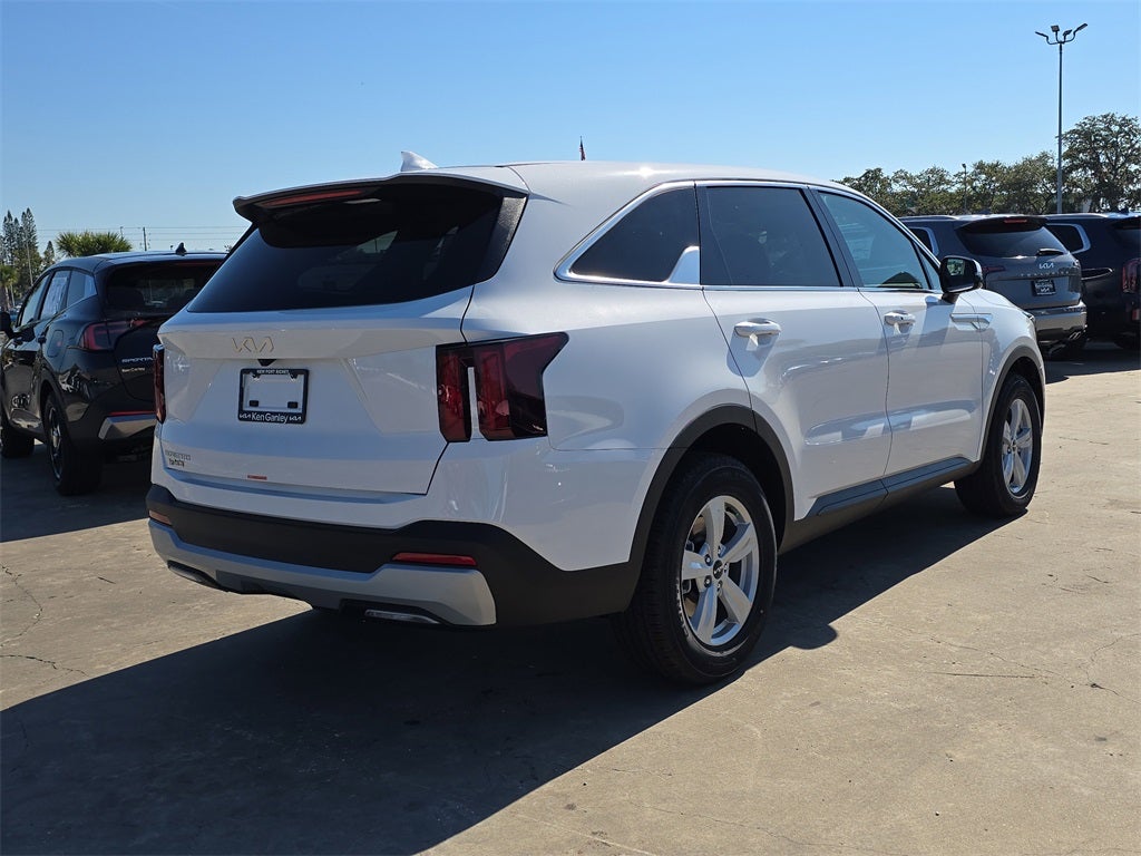 2026 Kia Sorento LX