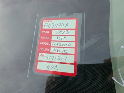 2023 Kia Sorento LX