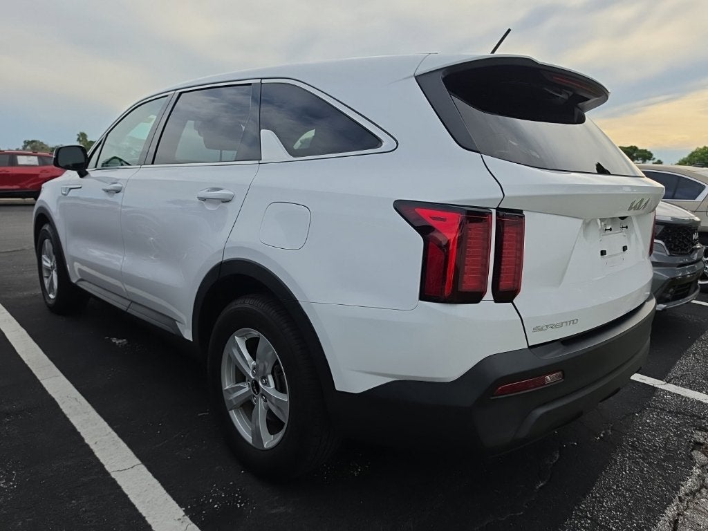 2023 Kia Sorento LX