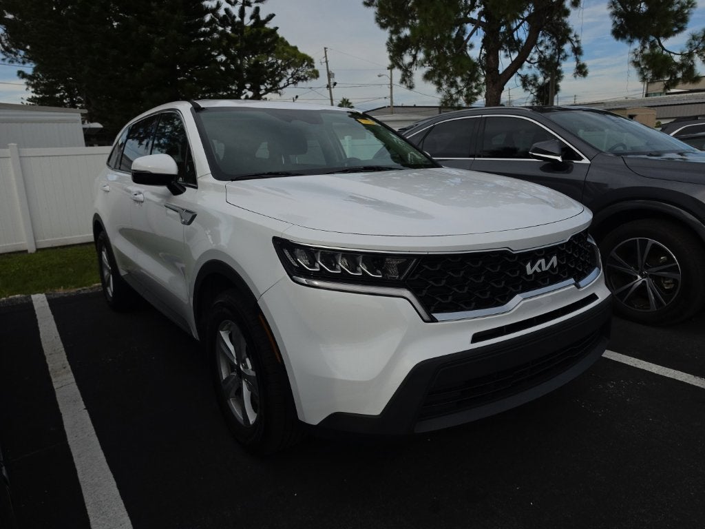 2023 Kia Sorento LX