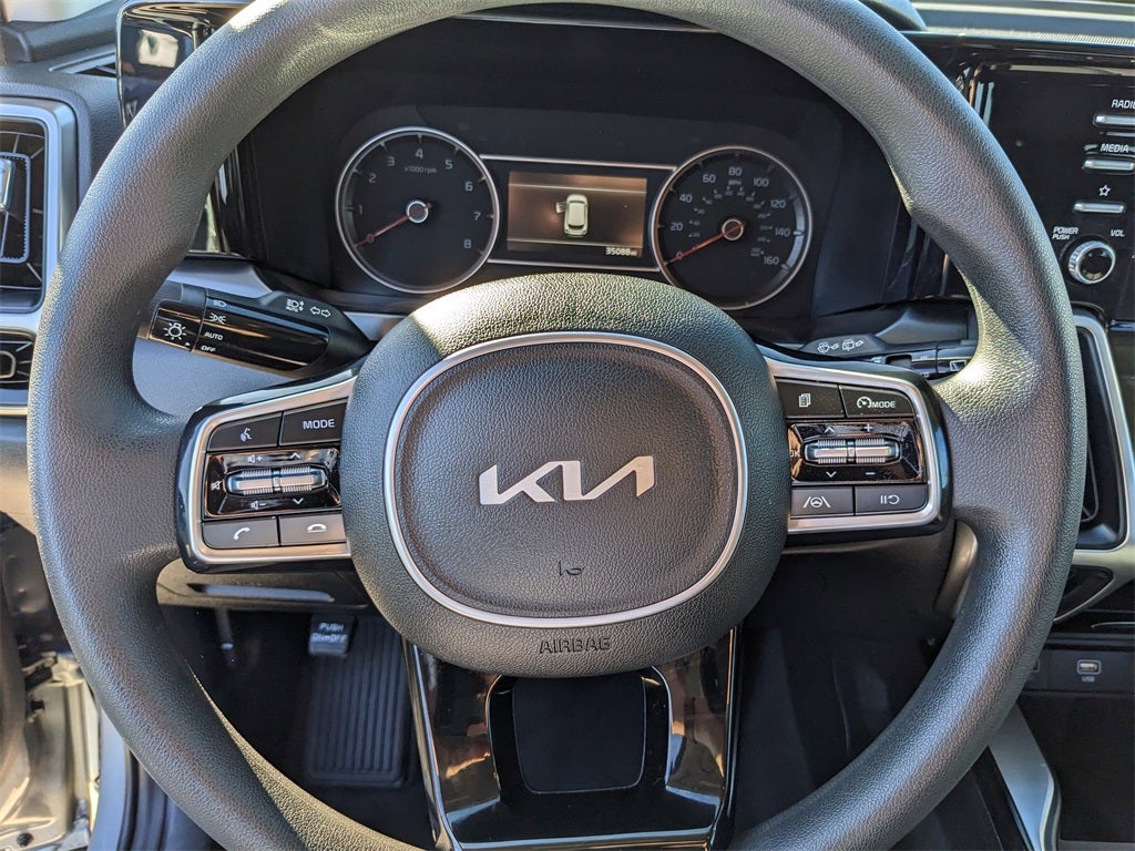 2023 Kia Sorento LX