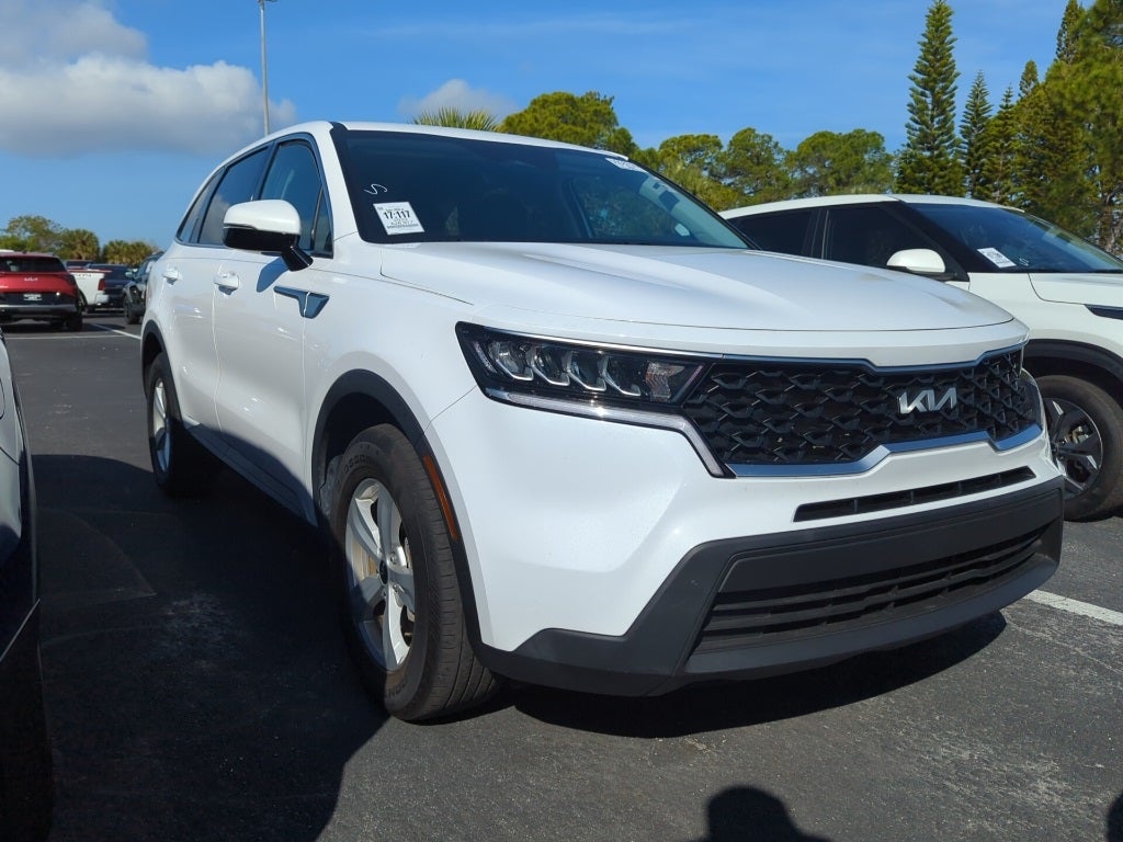 2023 Kia Sorento LX