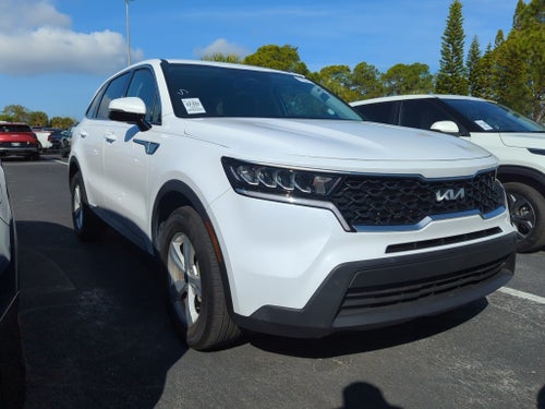 2023 Kia Sorento LX
