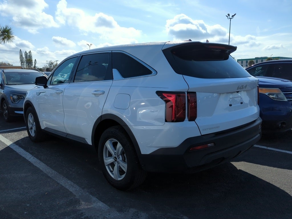 2023 Kia Sorento LX