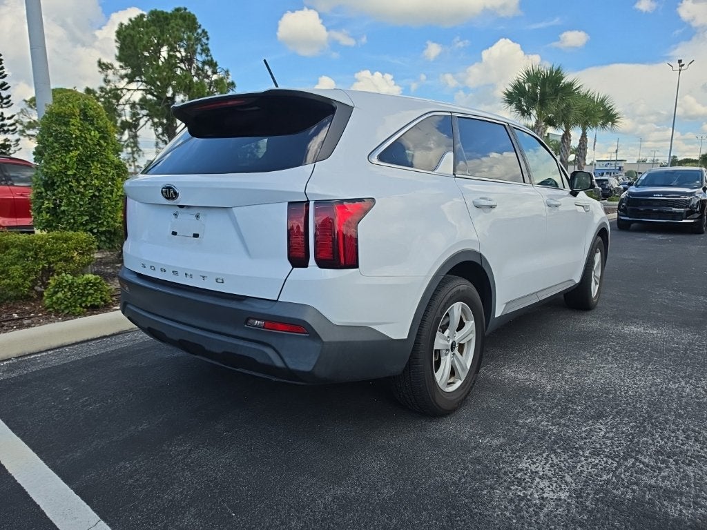 2021 Kia Sorento LX