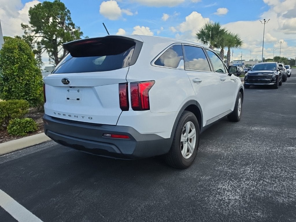 2021 Kia Sorento LX