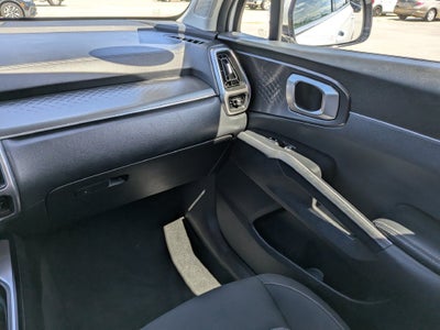 2021 Kia Sorento LX