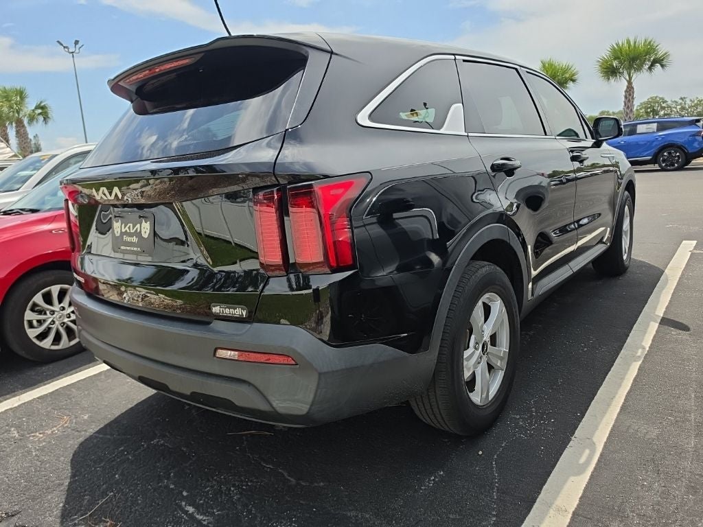 2023 Kia Sorento LX