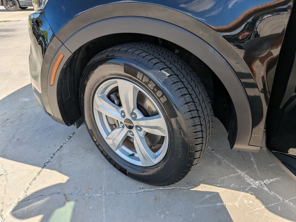 2023 Kia Sorento LX