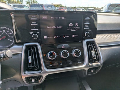2023 Kia Sorento LX