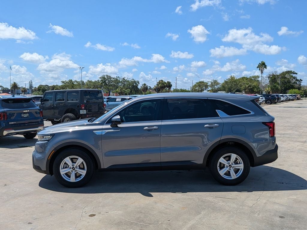 2023 Kia Sorento LX
