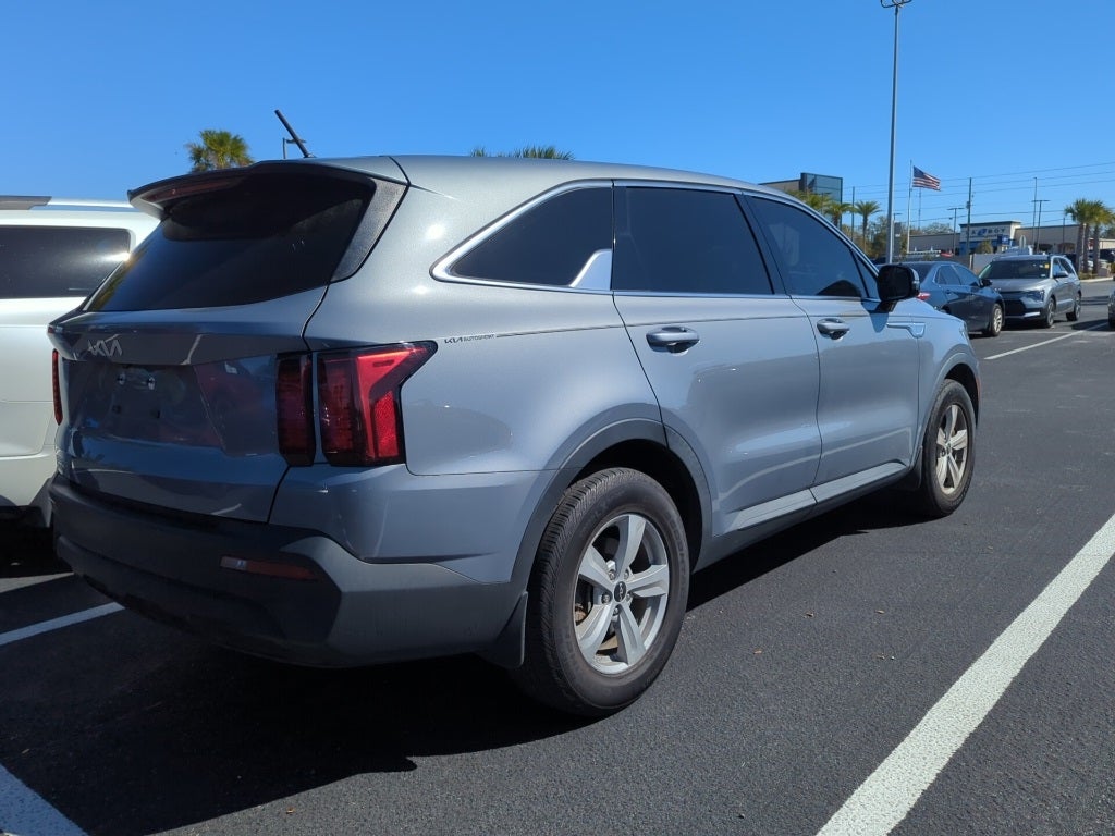 2023 Kia Sorento LX
