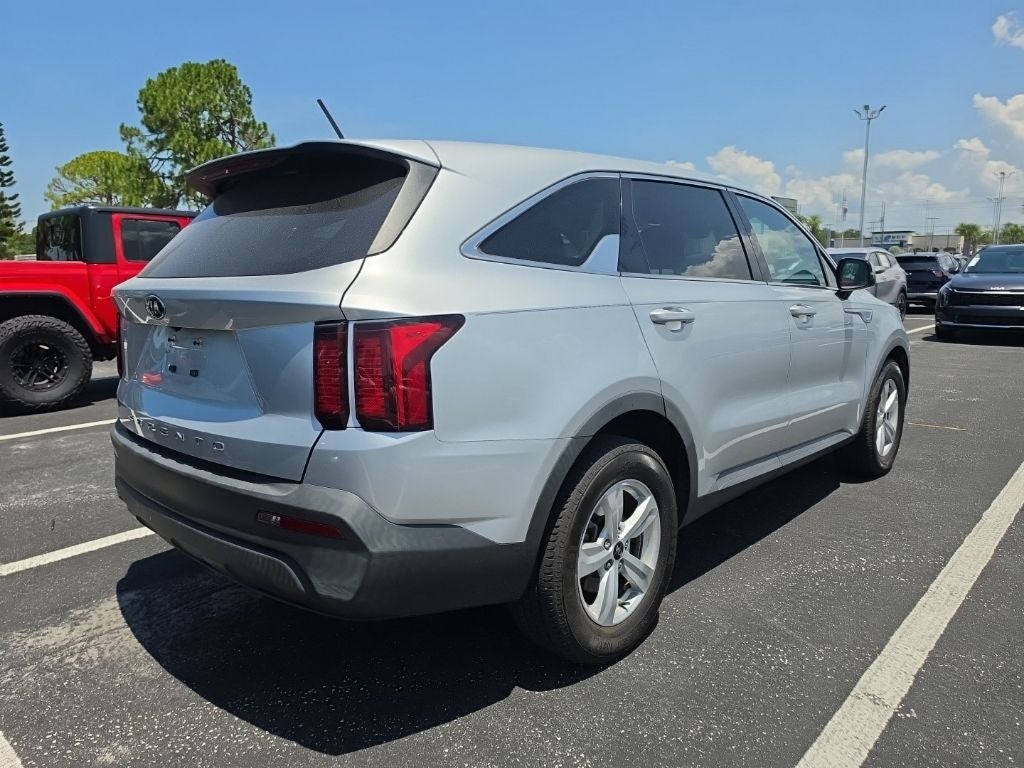 2021 Kia Sorento LX