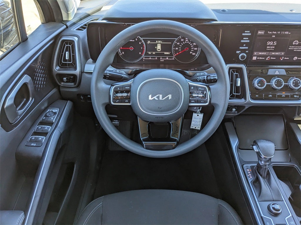 2023 Kia Sorento LX