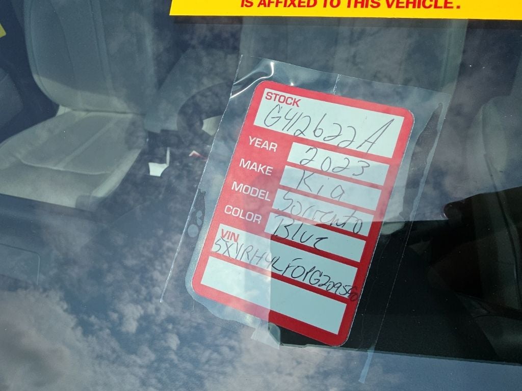2023 Kia Sorento EX