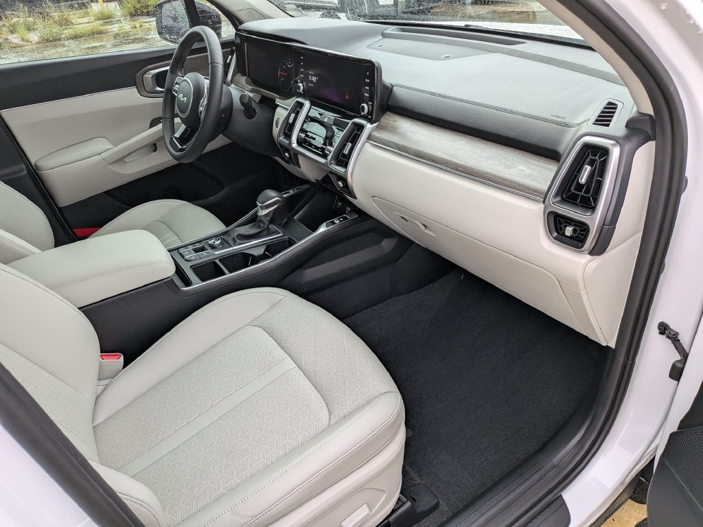 2023 Kia Sorento EX
