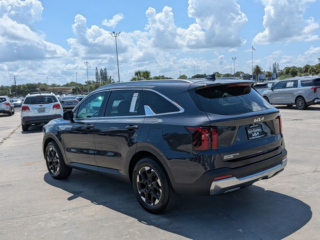 2025 Kia Sorento S