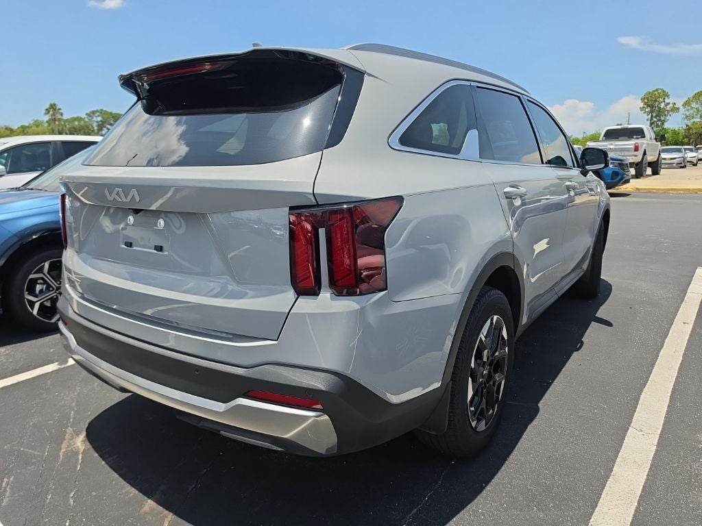 2025 Kia Sorento S