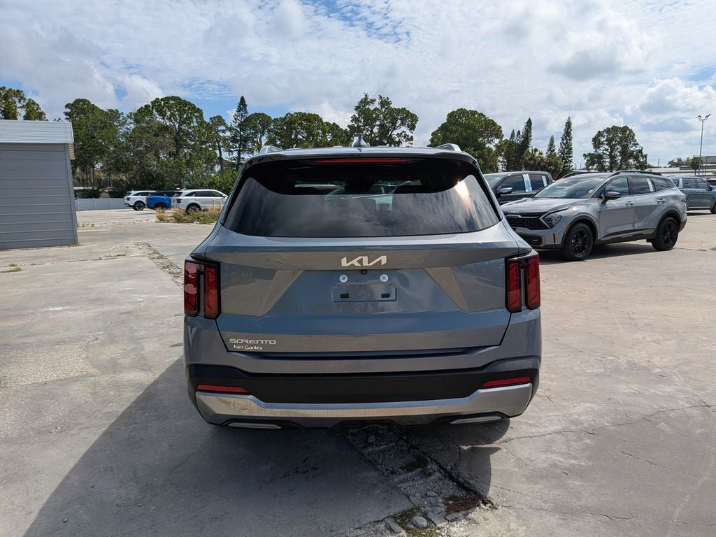 2025 Kia Sorento S