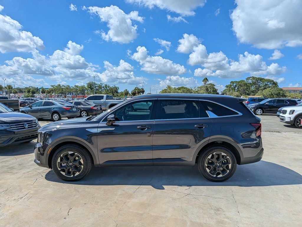 2025 Kia Sorento S
