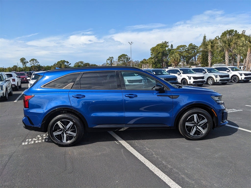 2023 Kia Sorento S