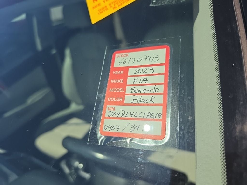 2023 Kia Sorento S