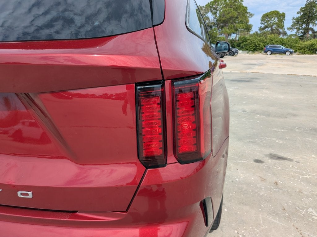 2022 Kia Sorento S