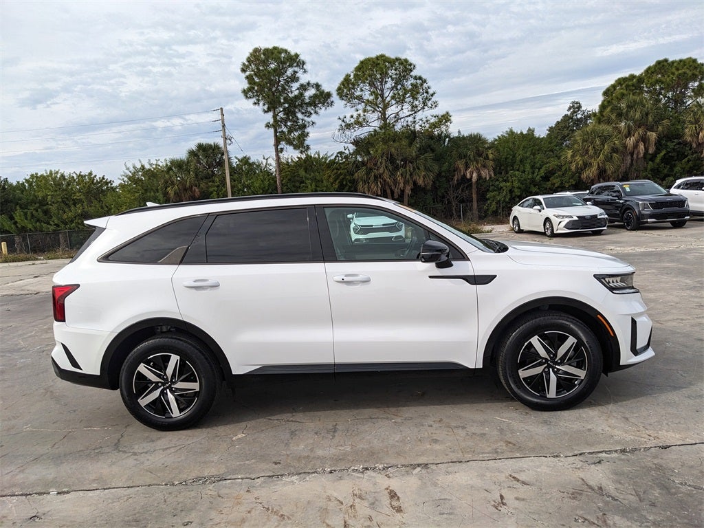 2023 Kia Sorento S