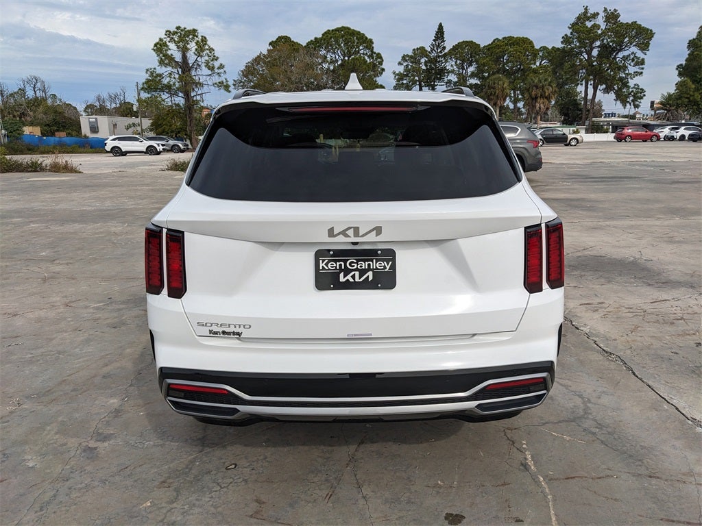 2023 Kia Sorento S