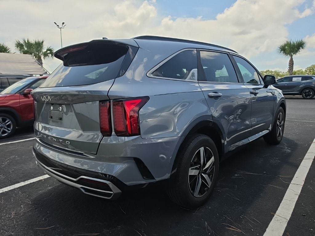 2022 Kia Sorento S