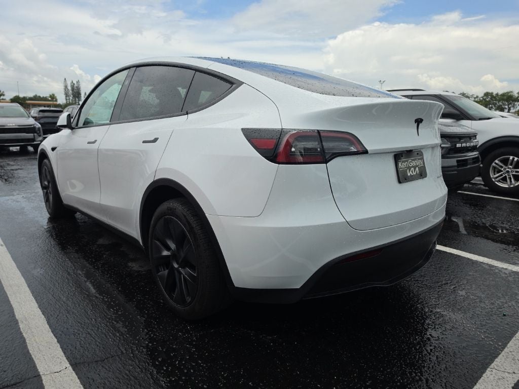 2024 Tesla Model Y Long Range