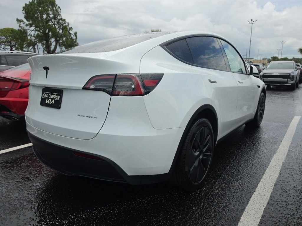 2024 Tesla Model Y Long Range