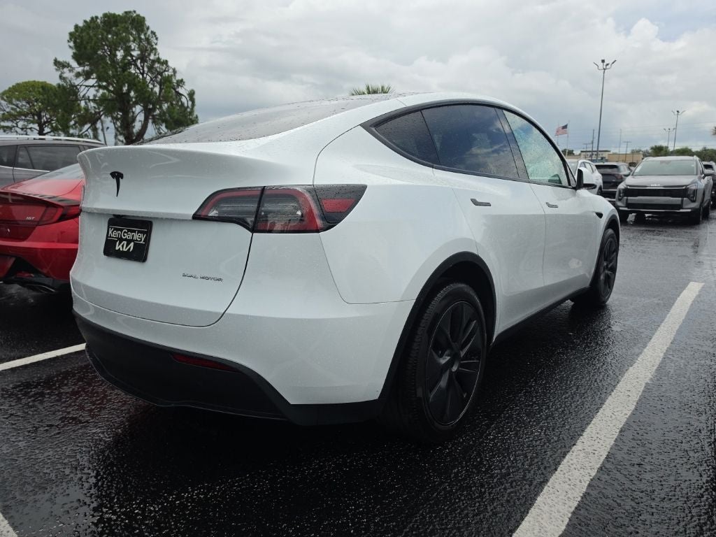 2024 Tesla Model Y Long Range