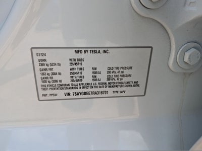 2024 Tesla Model Y Long Range