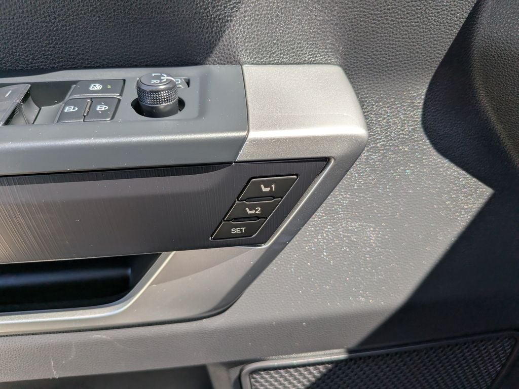 2025 Toyota Sequoia Platinum