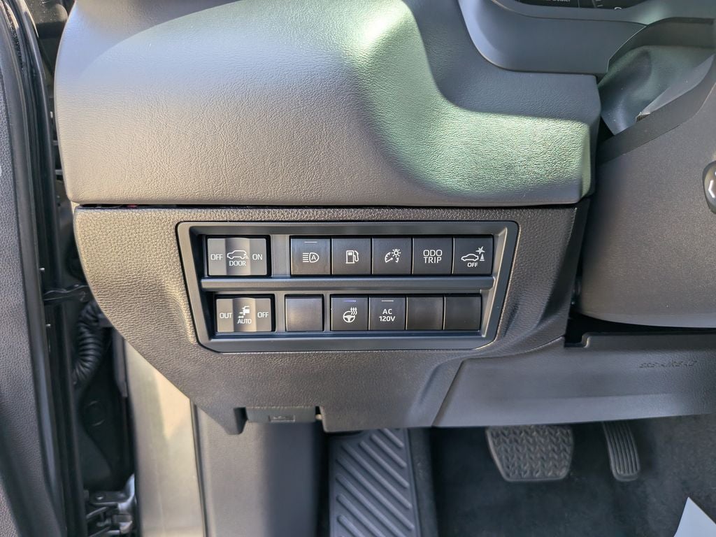 2025 Toyota Sequoia Platinum