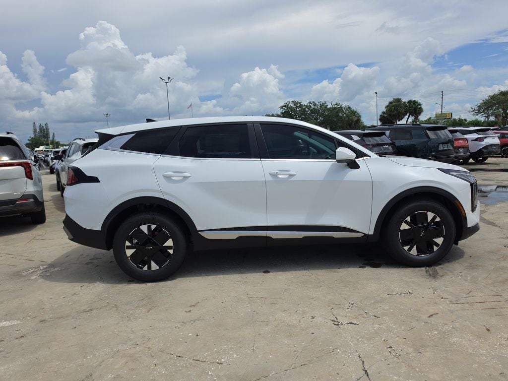 2027 Kia Sportage Hybrid LX
