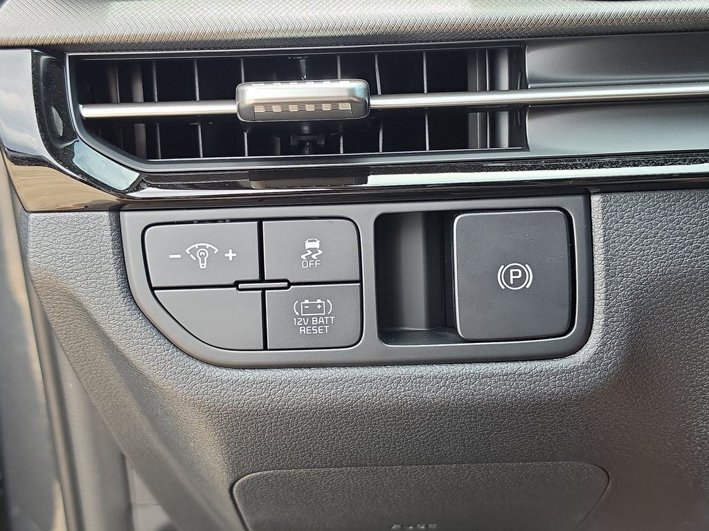 2027 Kia Sportage Hybrid LX