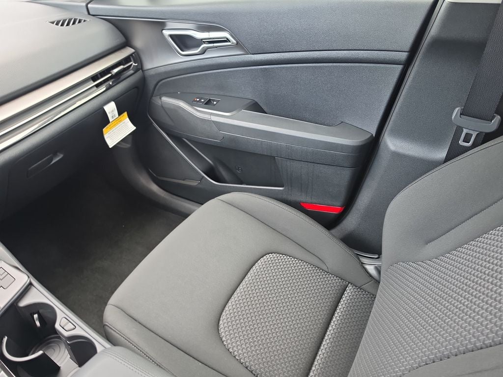 2027 Kia Sportage Hybrid LX