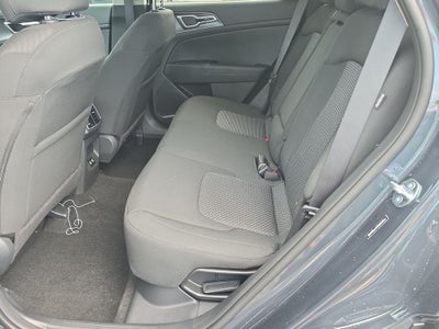 2027 Kia Sportage Hybrid LX