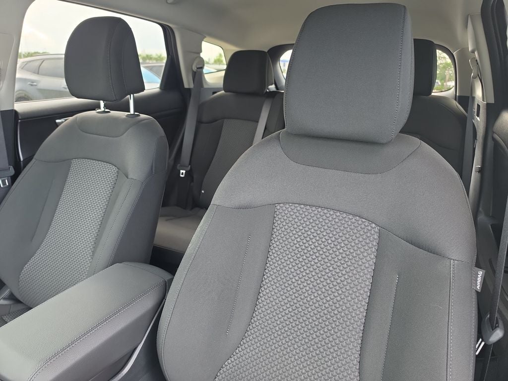 2027 Kia Sportage Hybrid LX