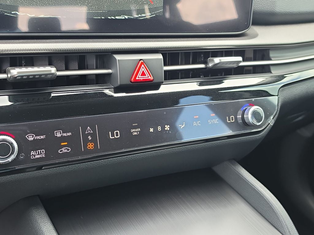 2027 Kia Sportage Hybrid LX