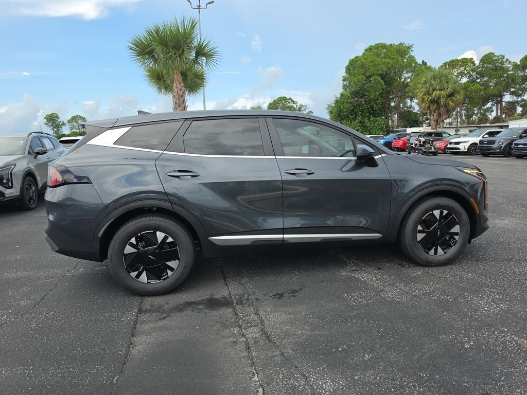 2027 Kia Sportage Hybrid LX