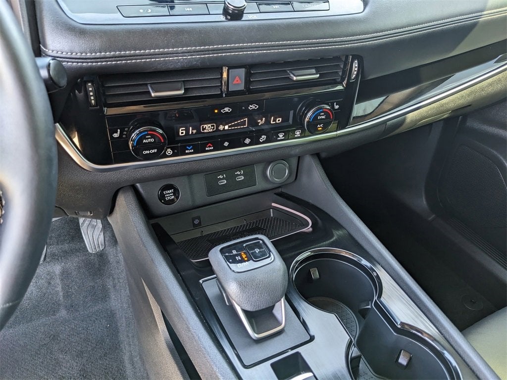 2025 Nissan Rogue SL