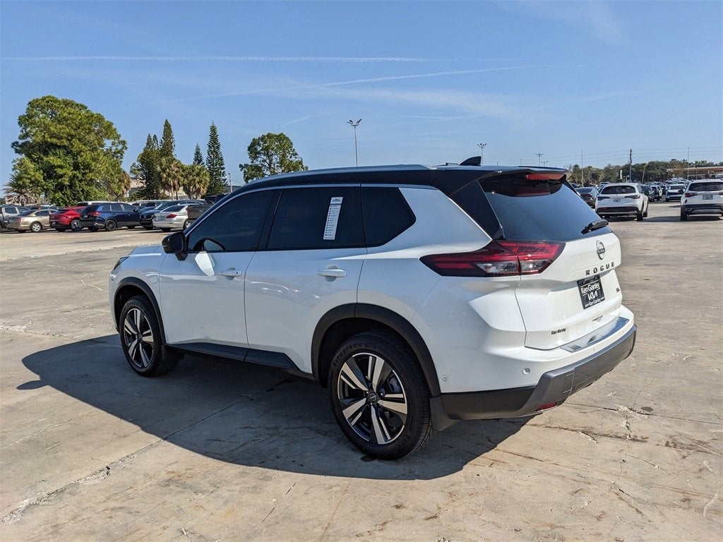 2025 Nissan Rogue SL