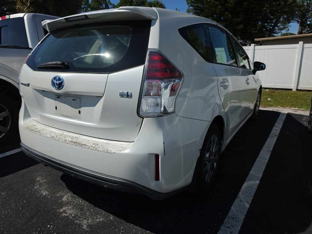 2015 Toyota Prius v Three