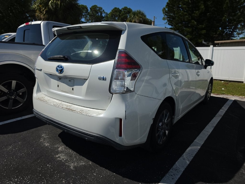 2015 Toyota Prius v Three