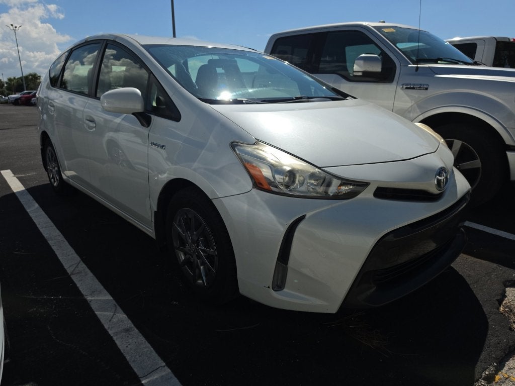 2015 Toyota Prius v Three